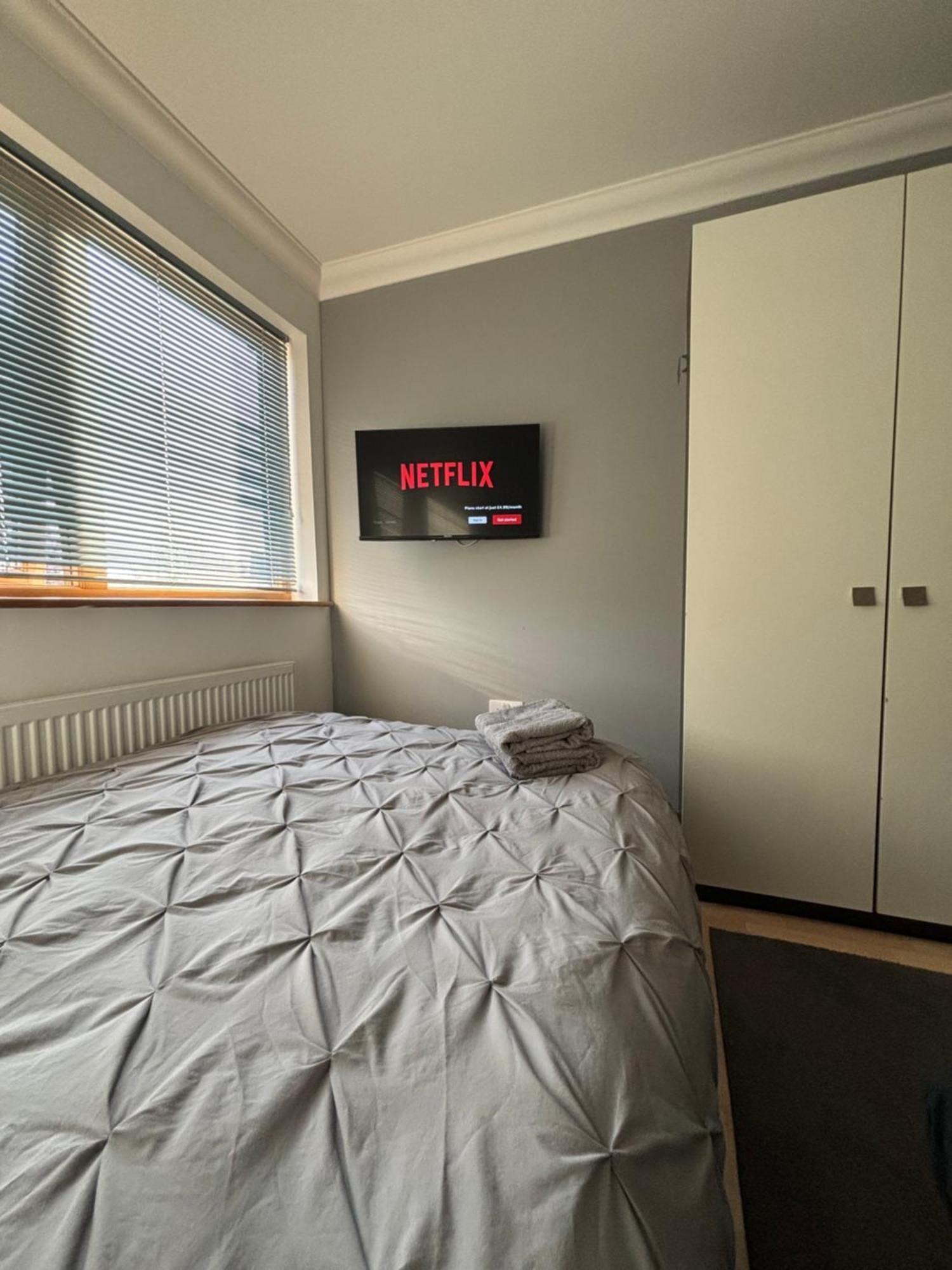 Stylish & Compact City Center Studio Apartment 7A Норвіч Екстер'єр фото